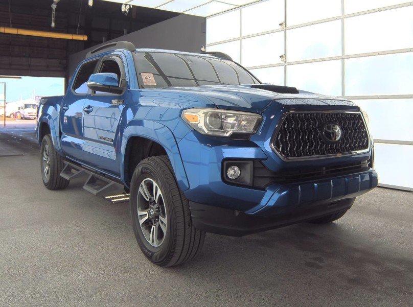 2018 Toyota Tacoma for sale in Gainesville FL 32609 by Veneauto Cars