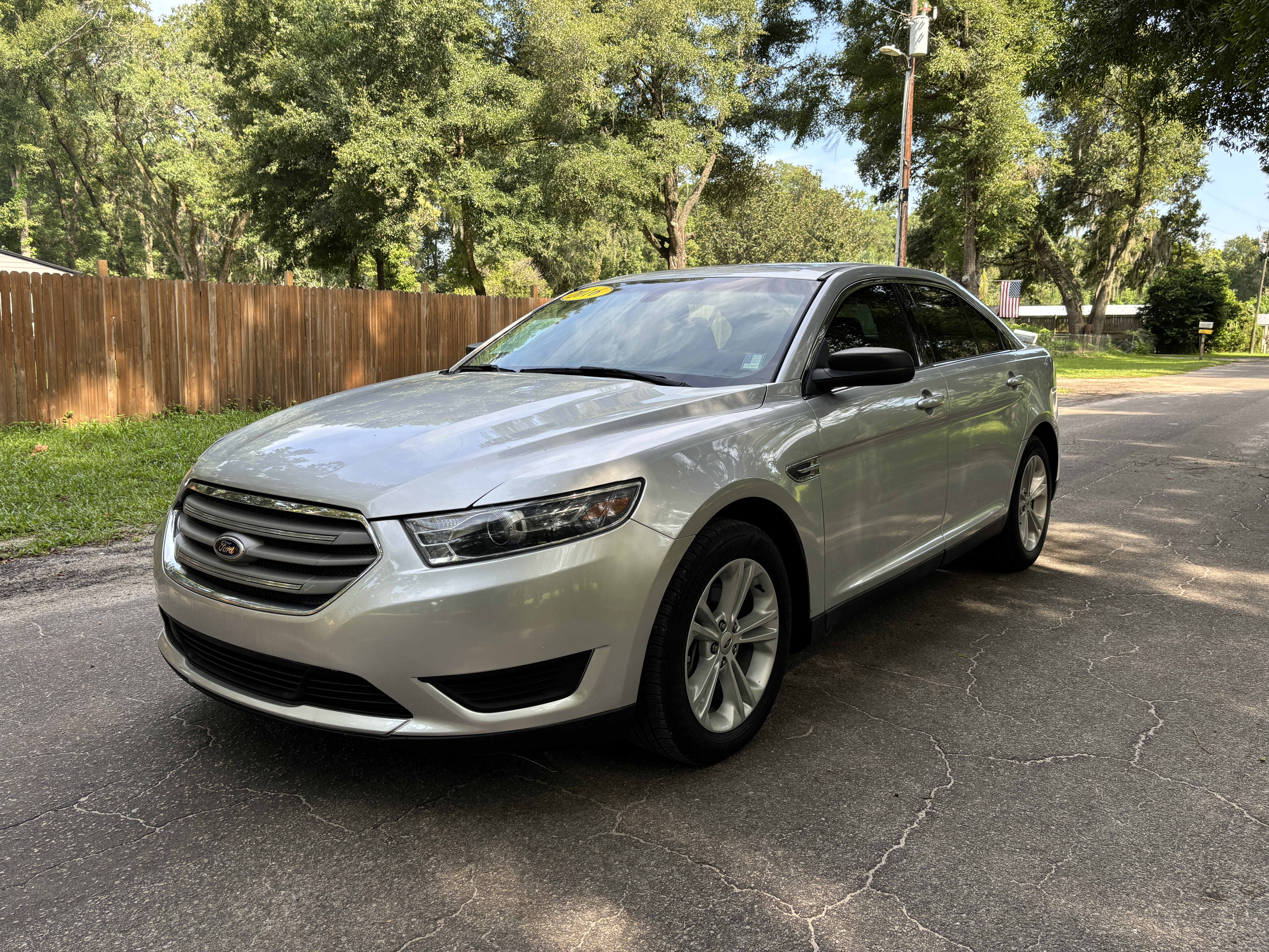 2016 Ford Taurus for sale in Gainesville FL 32609 by Veneauto Cars